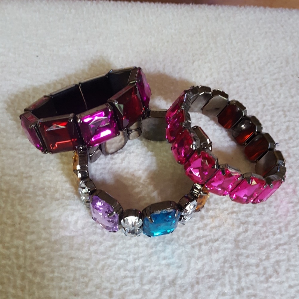 Costume Jewelery Bracelets
